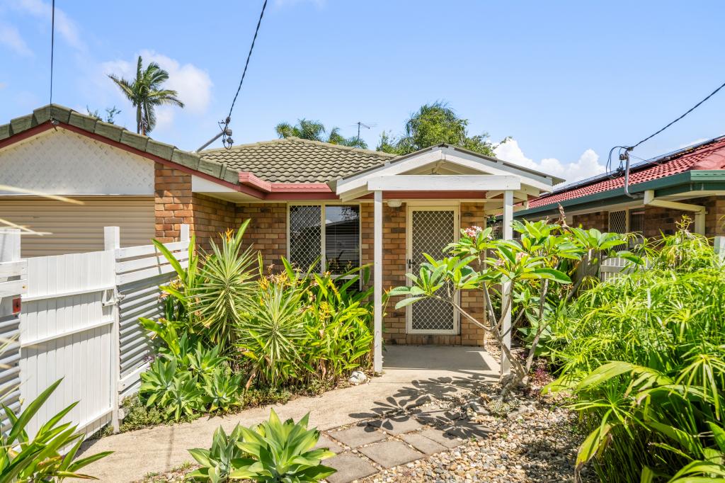 25 Dunbar St, Margate, QLD 4019