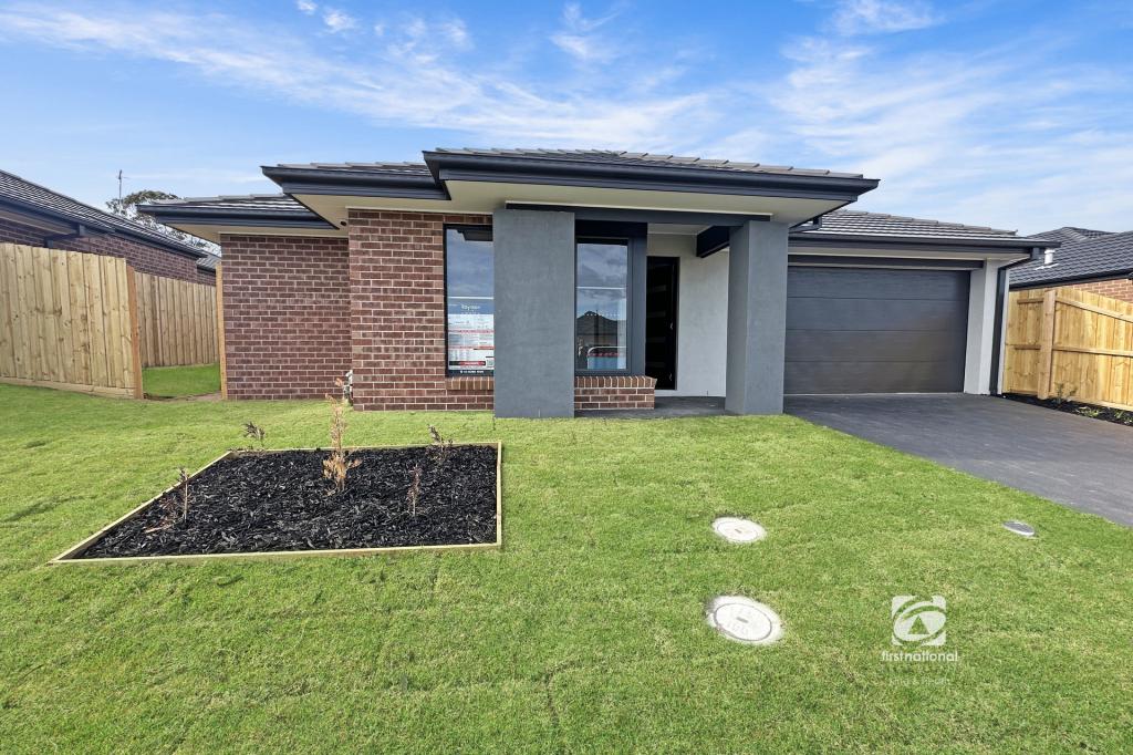 16 Camden St, Lucknow, VIC 3875