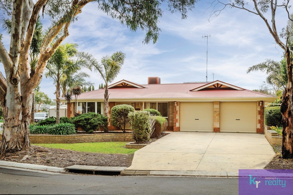2 Coromandel Dr, Mccracken, SA 5211
