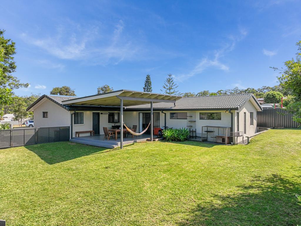 9 Racemosa Ave, West Nowra, NSW 2541