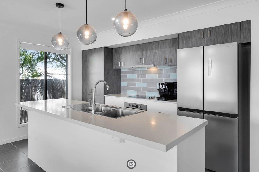 42 Granite St, Yarrabilba, QLD 4207