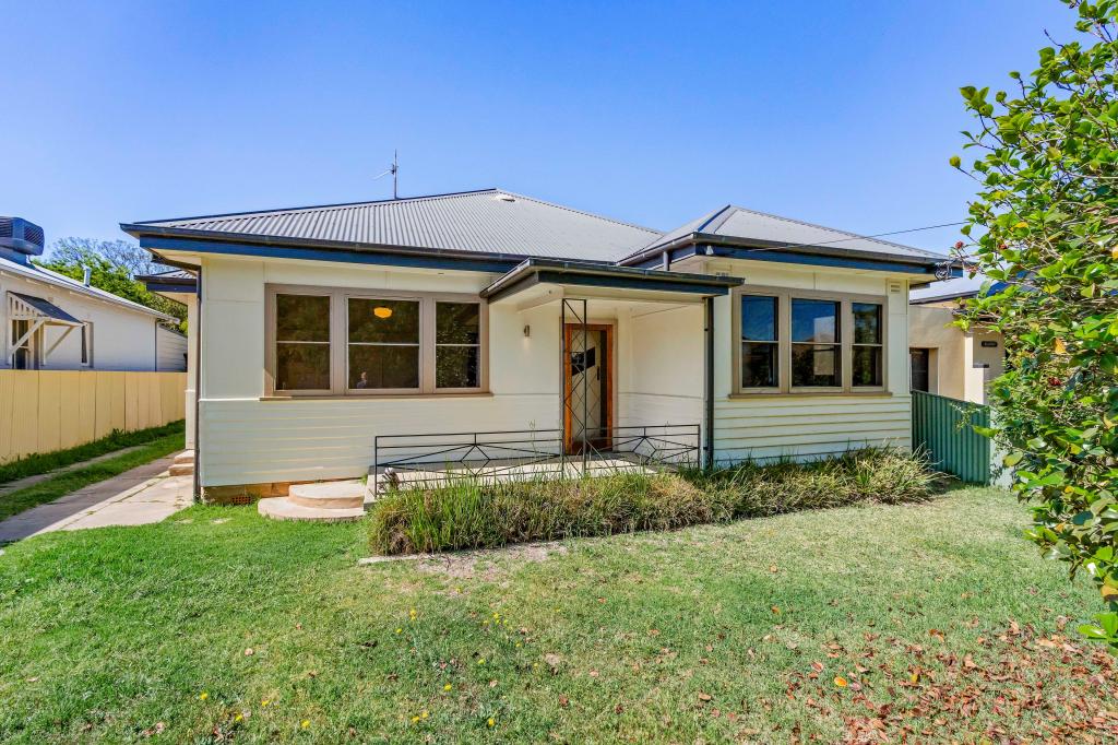 14 Rhoda Ave, Wagga Wagga, NSW 2650