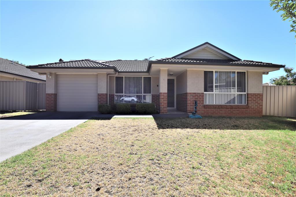 4/105 Thompson St, Cootamundra, NSW 2590