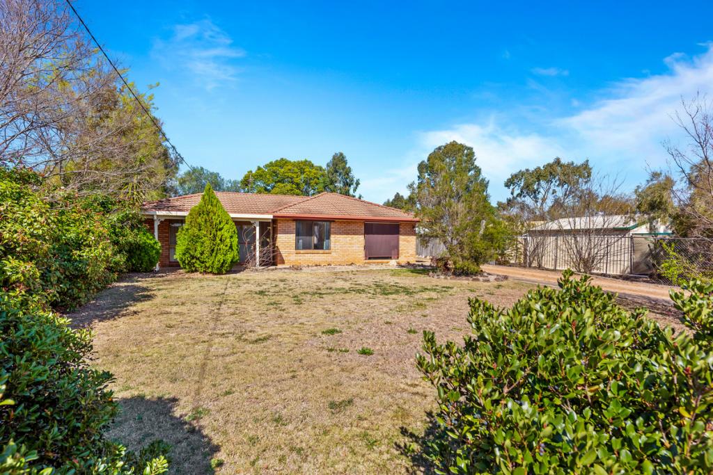 13 Short St, Cambooya, QLD 4358