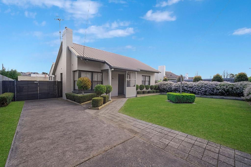 11 Lyndoch Ave, Warrnambool, VIC 3280