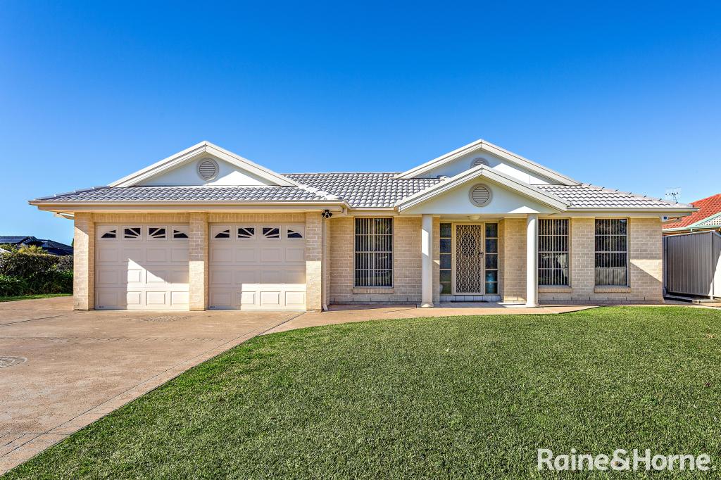 25 Freesia Cres, Bomaderry, NSW 2541