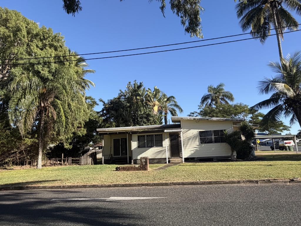 2 Binnington Esp, East Mackay, QLD 4740