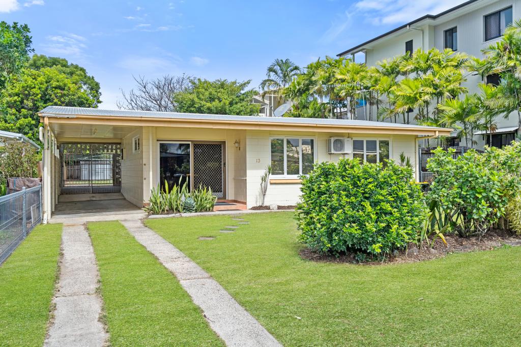 13 Hogan St, Westcourt, QLD 4870