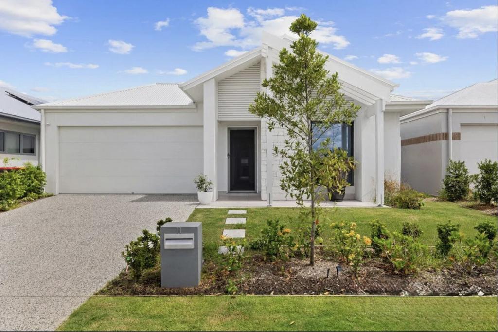 11 Jordan St, Jimboomba, QLD 4280