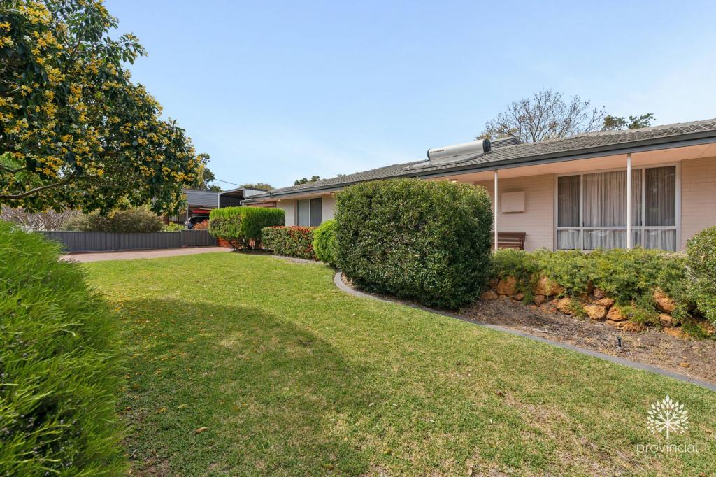 25 Heslop Rd, Lesmurdie, WA 6076