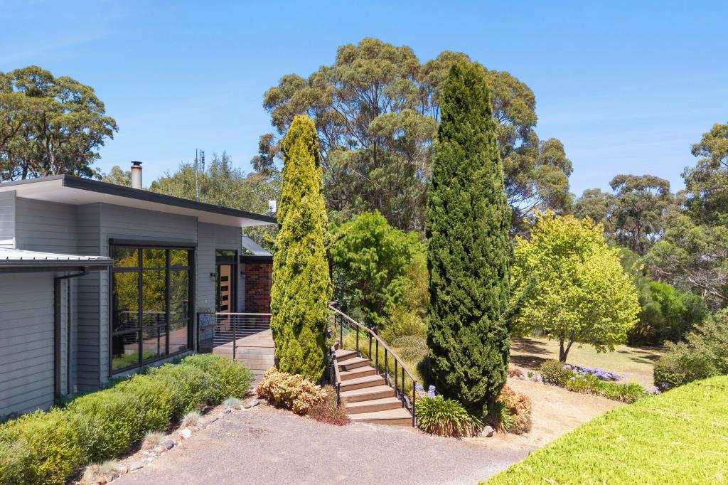 47 Lowry Dr, Woodend, VIC 3442