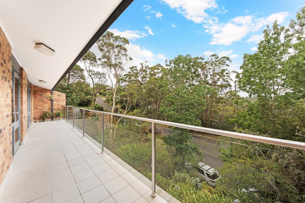 16 Paul Cl, Hornsby Heights, NSW 2077