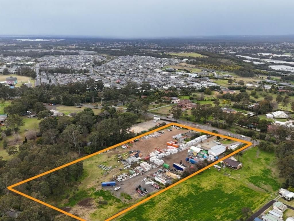 479 CAMPBELLTOWN RD, DENHAM COURT, NSW 2565