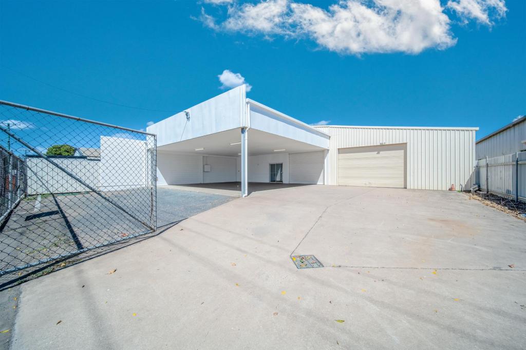 19 MACAULAY RD, EMERALD, QLD 4720