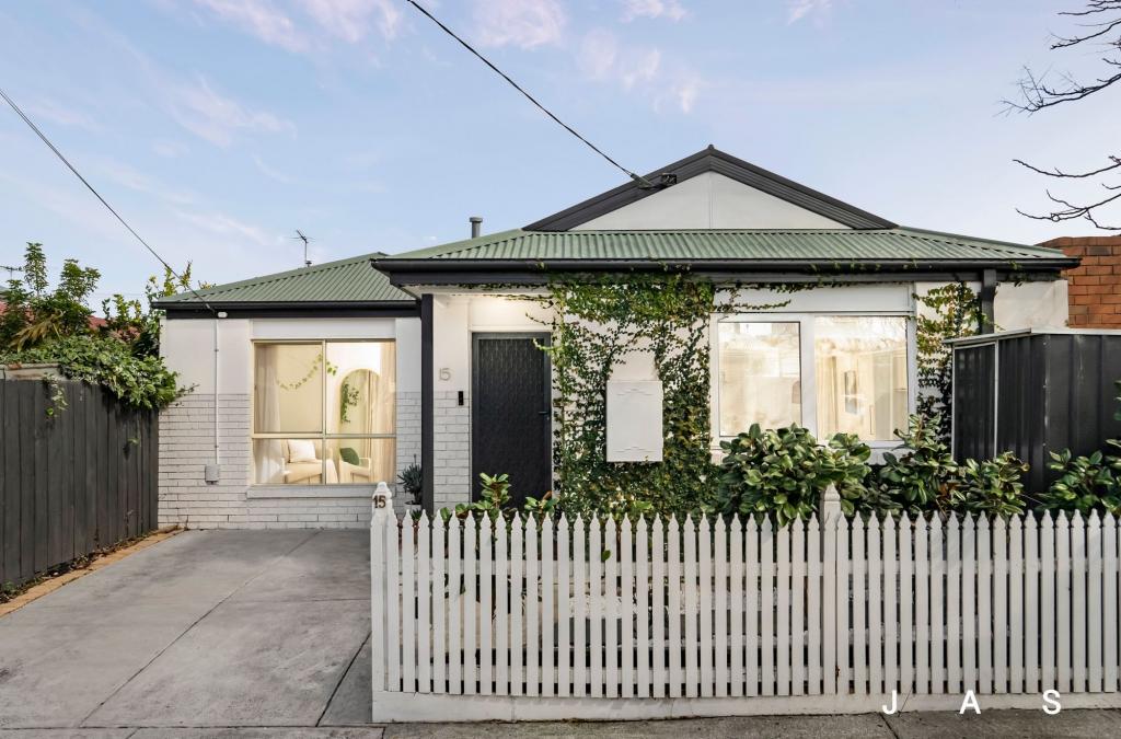 15 CHATHAM ST, FOOTSCRAY, VIC 3011