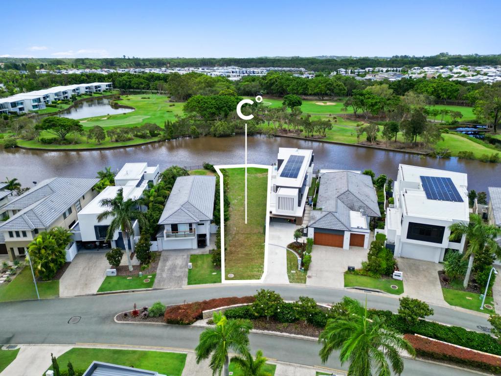 7677 Fairway Bvd, Hope Island, QLD 4212