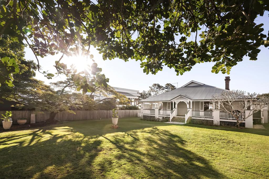 85 Macdonald St, Norman Park, QLD 4170
