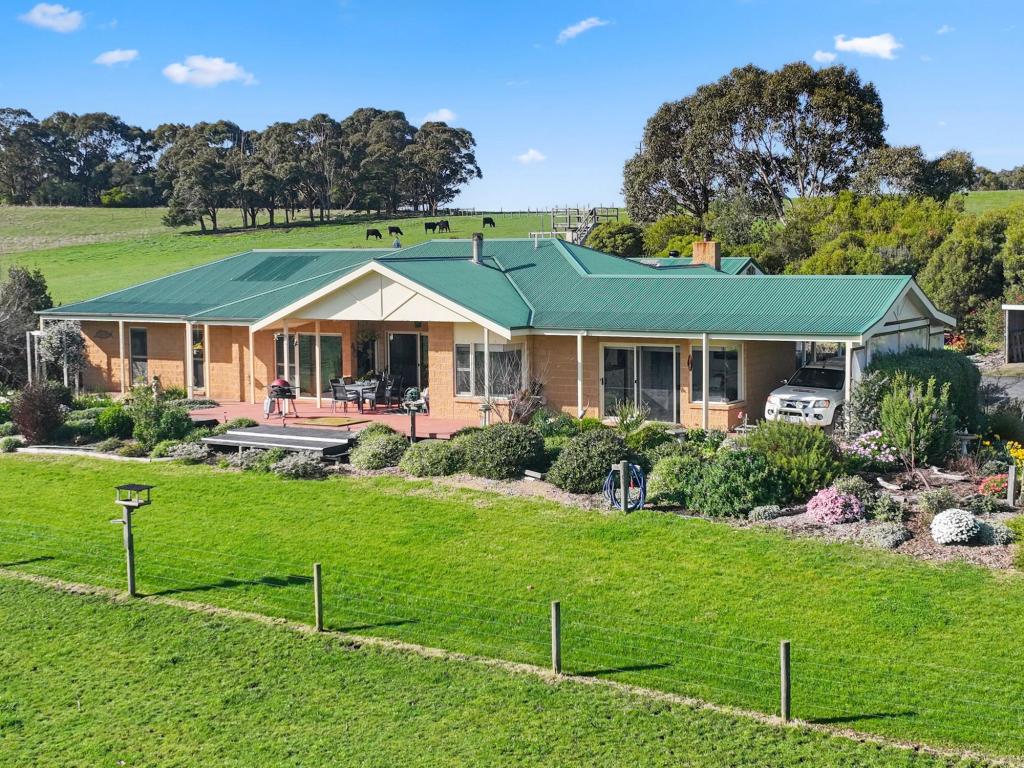 53 Martins Rd, Meeniyan, VIC 3956