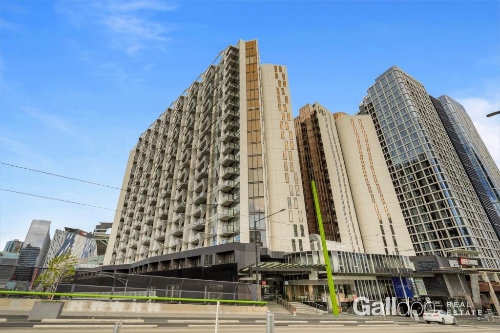 1801/673 La Trobe St, Docklands, VIC 3008