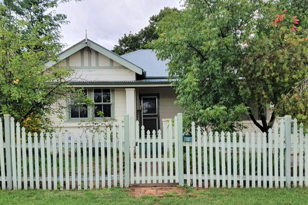 12 Cox St, Mudgee, NSW 2850