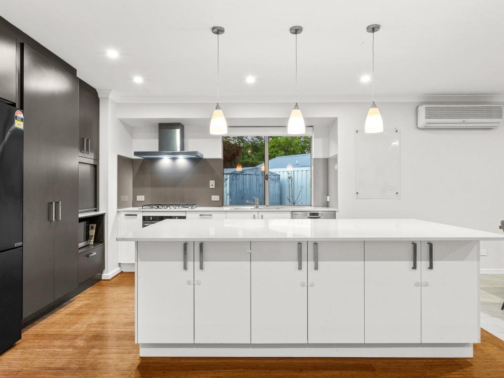 6 Walters Rtt, Atwell, WA 6164