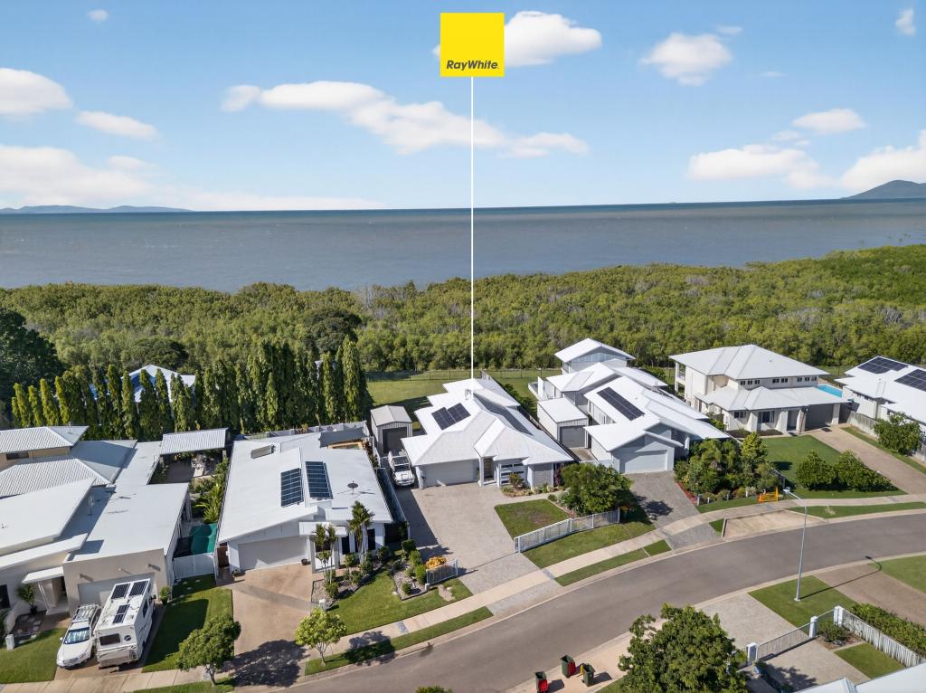 6 Dune Pde, Bushland Beach, QLD 4818