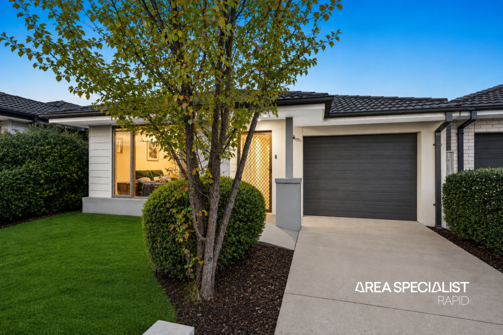 4 PEPPER ST, CRANBOURNE EAST, VIC 3977