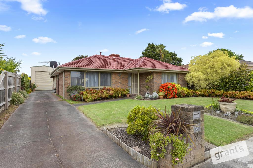 29 Greenacre Cres, Narre Warren, VIC 3805