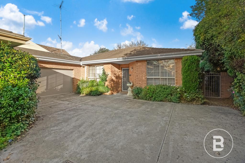 3/5 Gnarr St, Lake Wendouree, VIC 3350