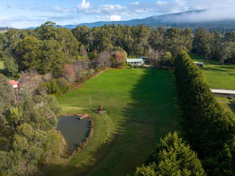 9 CAMERON CL, BUXTON, VIC 3711