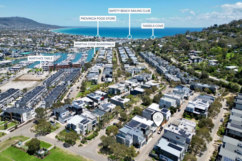 8 Deck Tce, Safety Beach, VIC 3936