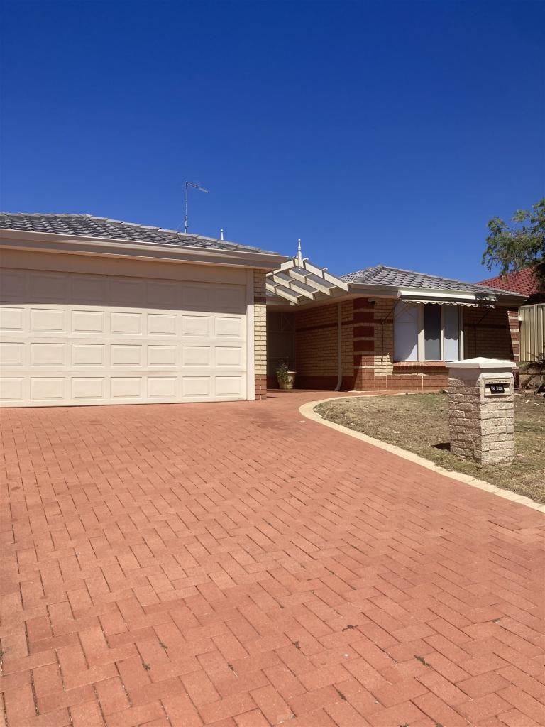10 BRUNEL CT, CURRAMBINE, WA 6028