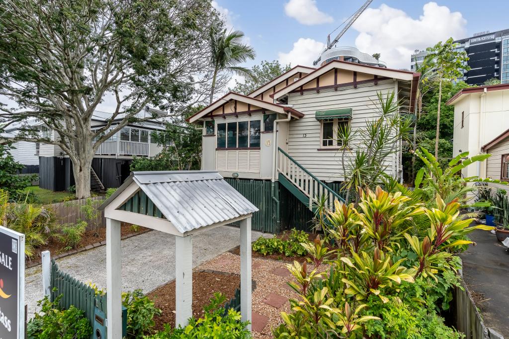 Contact agent for address, WOOLLOONGABBA, QLD 4102