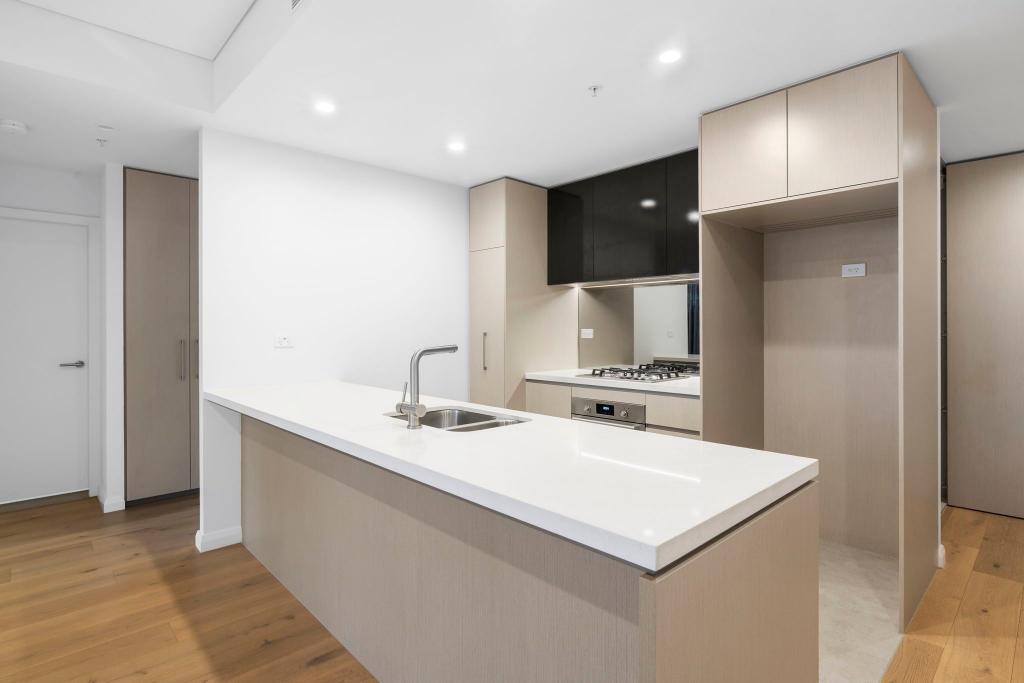 302/32 Civic Way, Rouse Hill, NSW 2155