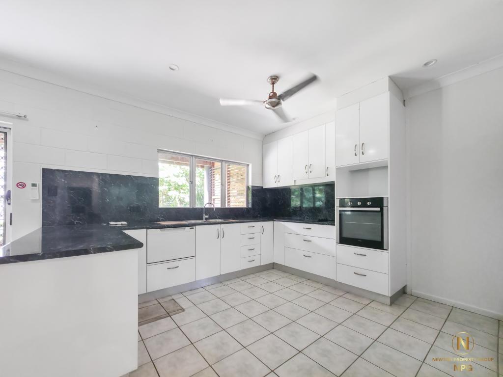 3/37 REBECCA JANE PDE, KURRIMINE BEACH, QLD 4871