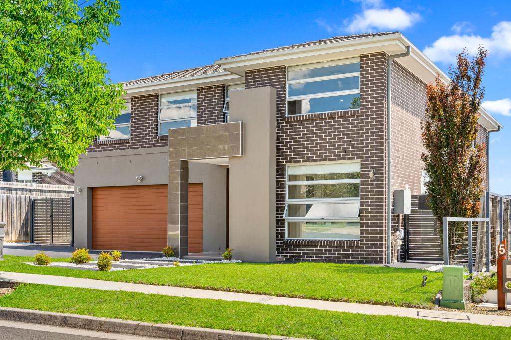 7 Capstone Tce, Glenmore Park, NSW 2745