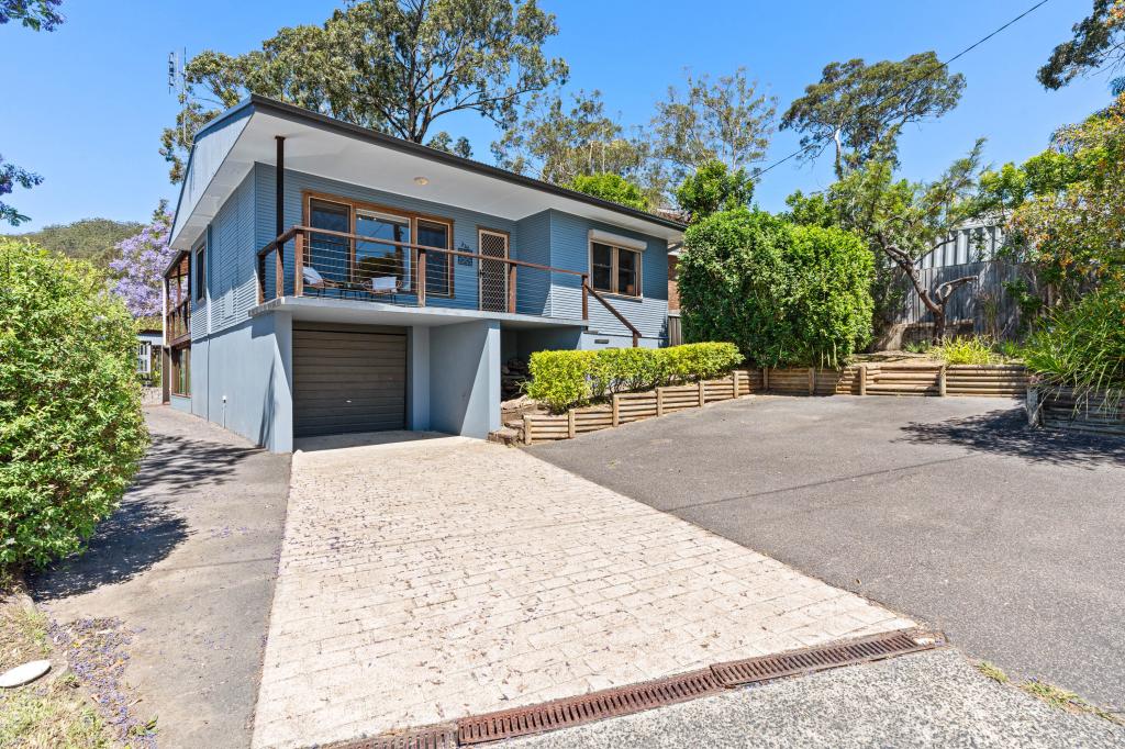 218 Avoca Dr, Green Point, NSW 2251