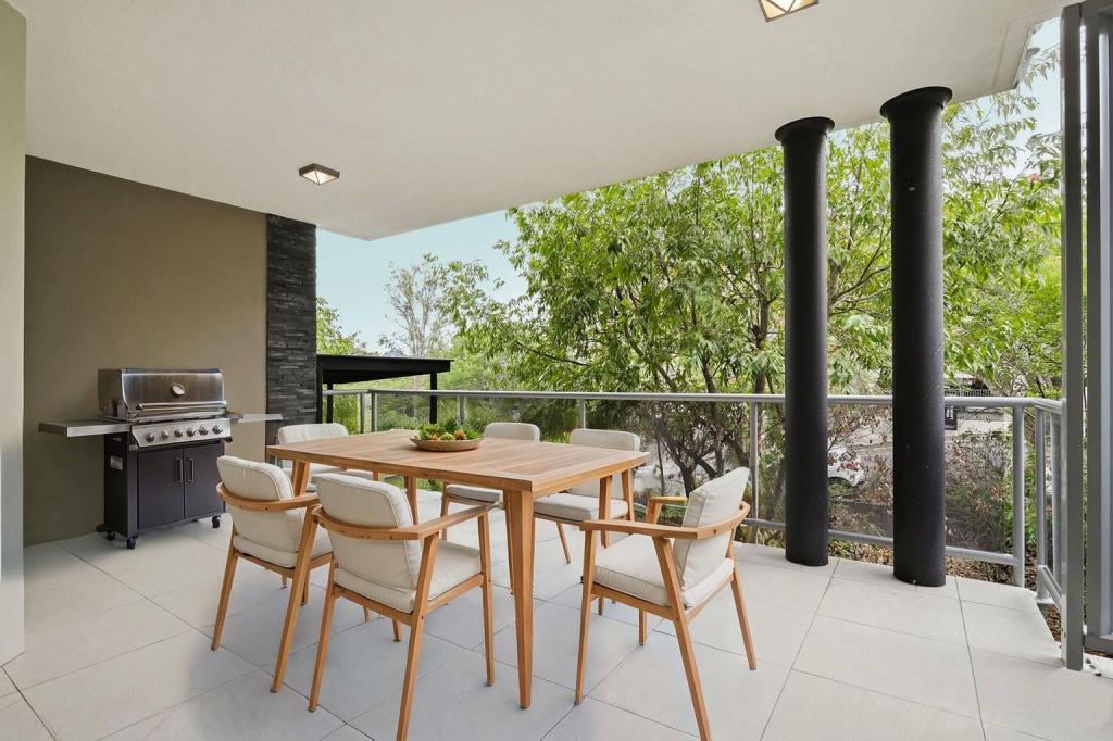 1/67 Bellevue Tce, St Lucia, QLD 4067