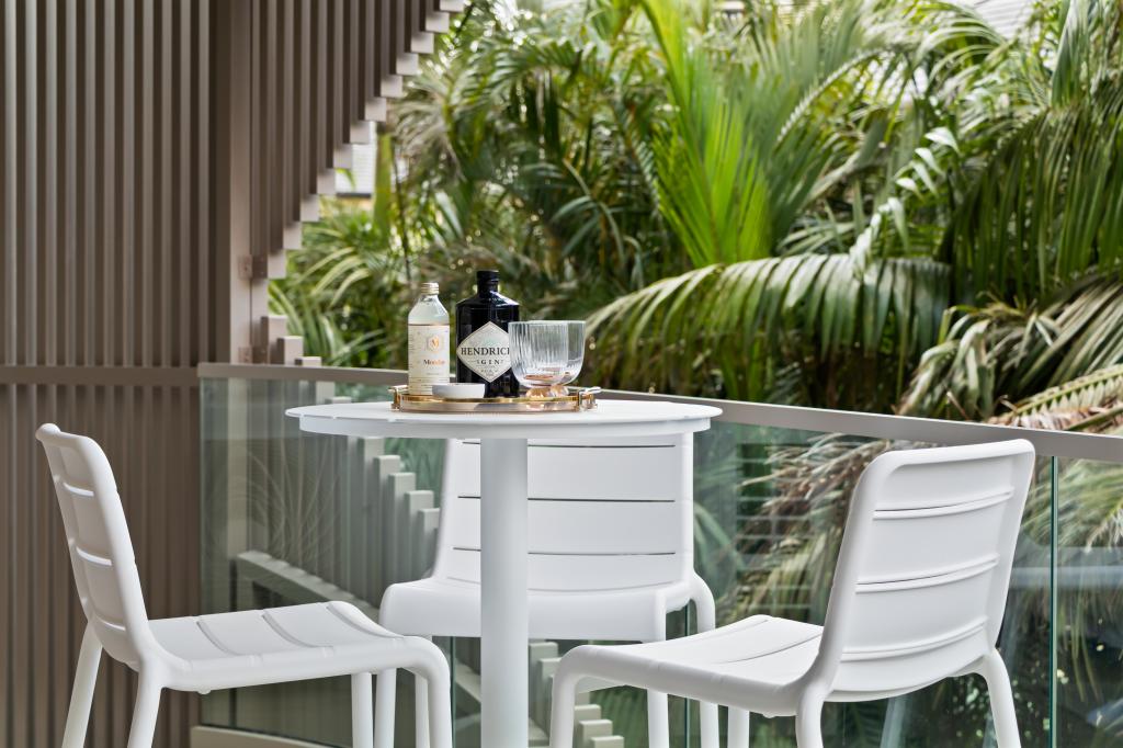 304/949-953 GOLD COAST HWY, PALM BEACH, QLD 4221