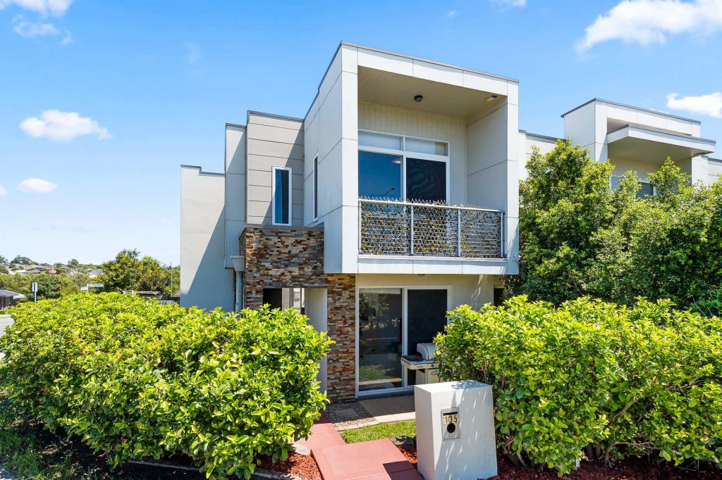 135 Liz Kernohan Dr, Elderslie, NSW 2570