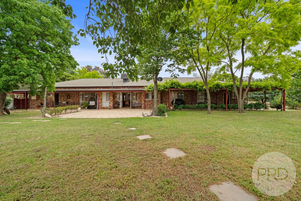 331 INGLEWOOD RD, LAKE ALBERT, NSW 2650