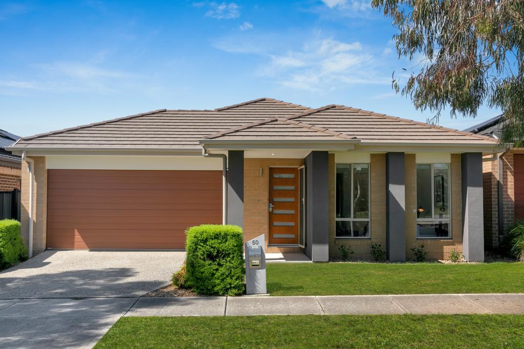 50 Bluebell Dr, Craigieburn, VIC 3064