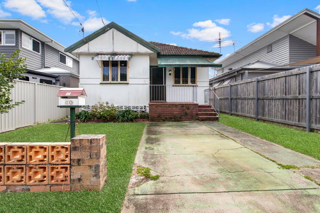 40 King St, Woody Point, QLD 4019