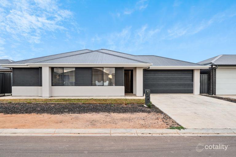 4 Farmer Rd, Munno Para West, SA 5115