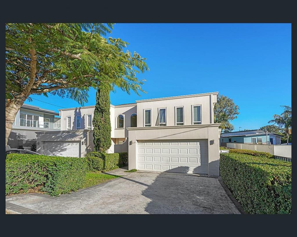 2/136 Eugaree St, Southport, QLD 4215