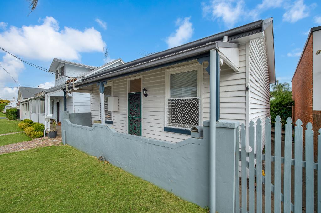 30 ANNIE ST, WICKHAM, NSW 2293