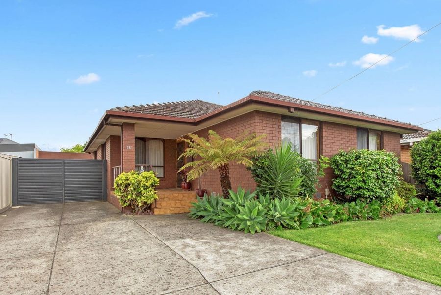 213 Milleara Rd, Keilor East, VIC 3033