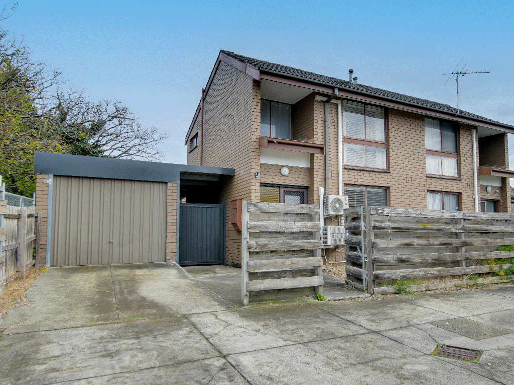 4/8 STUART ST, NOBLE PARK, VIC 3174