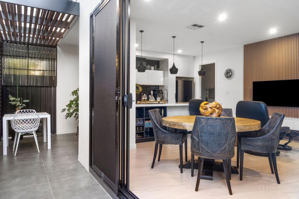 2/451 Pine Ridge Rd, Runaway Bay, QLD 4216