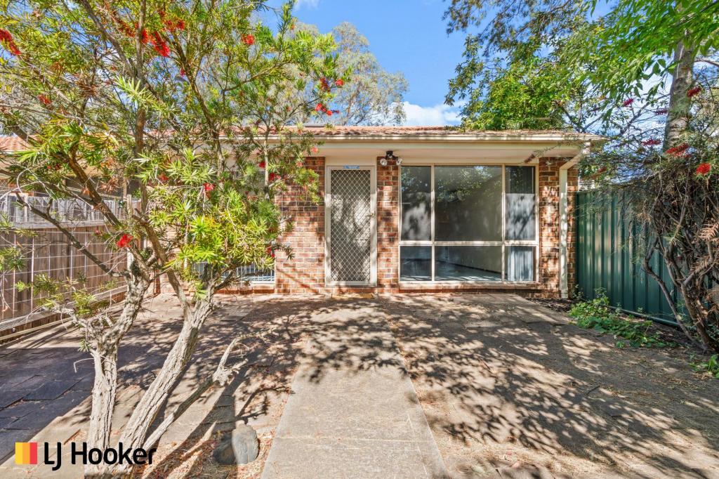 10/12 Luke St, Holt, ACT 2615